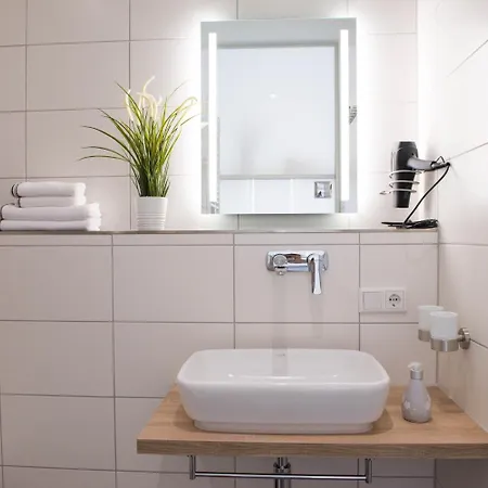 Boardinghouse Am Teuto 4*