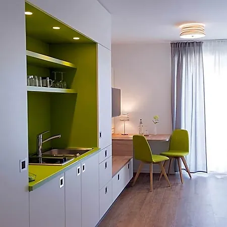 Boardinghouse Am Teuto 4*