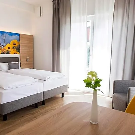 Boardinghouse Am Teuto Hotel apartamentowy Lengerich