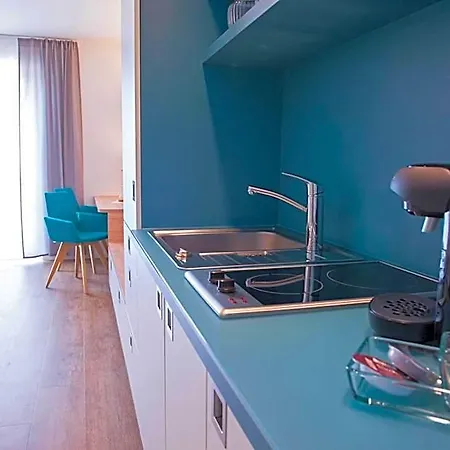 Hotel apartamentowy Boardinghouse Am Teuto 4*