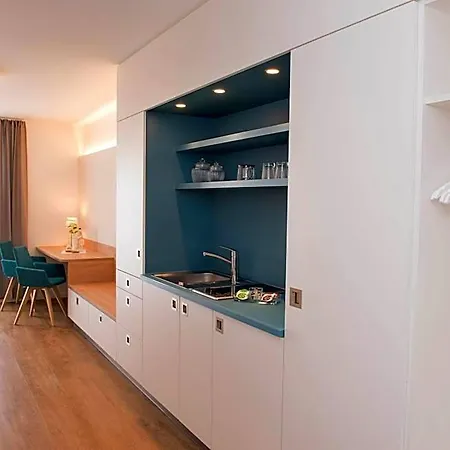 Boardinghouse Am Teuto Hotel apartamentowy