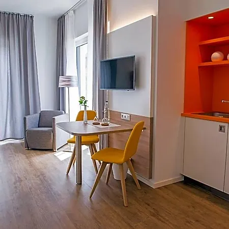 Hotel apartamentowy Boardinghouse Am Teuto 4*