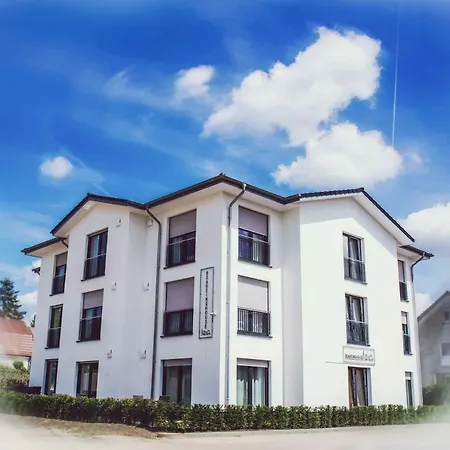 Lejlighedshotel Boardinghouse Am Teuto 4*