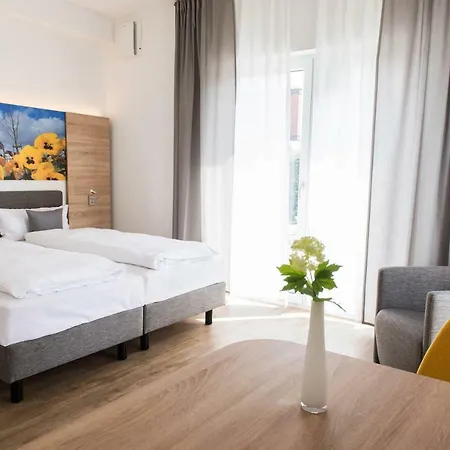 מלון דירות Boardinghouse Am Teuto 4*