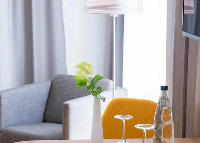 Boardinghouse Am Teuto 公寓式酒店 伦格里希