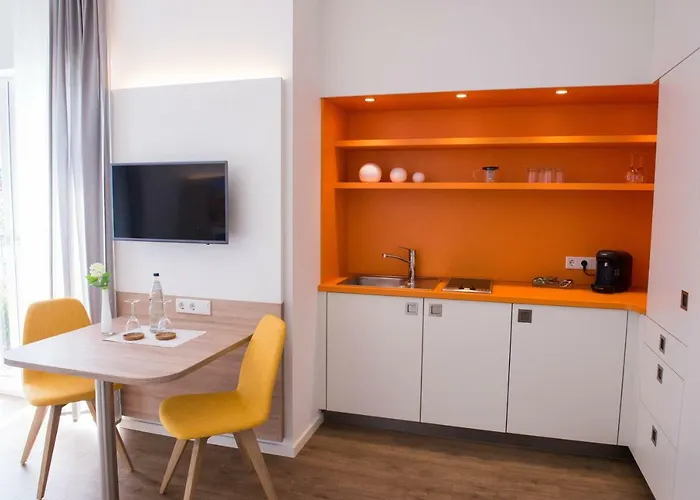 Boardinghouse Am Teuto 公寓式酒店 伦格里希