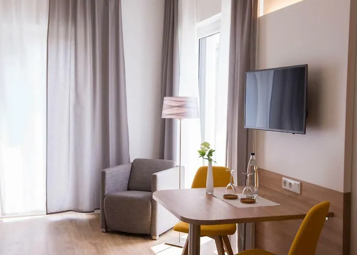 Boardinghouse Am Teuto 4*